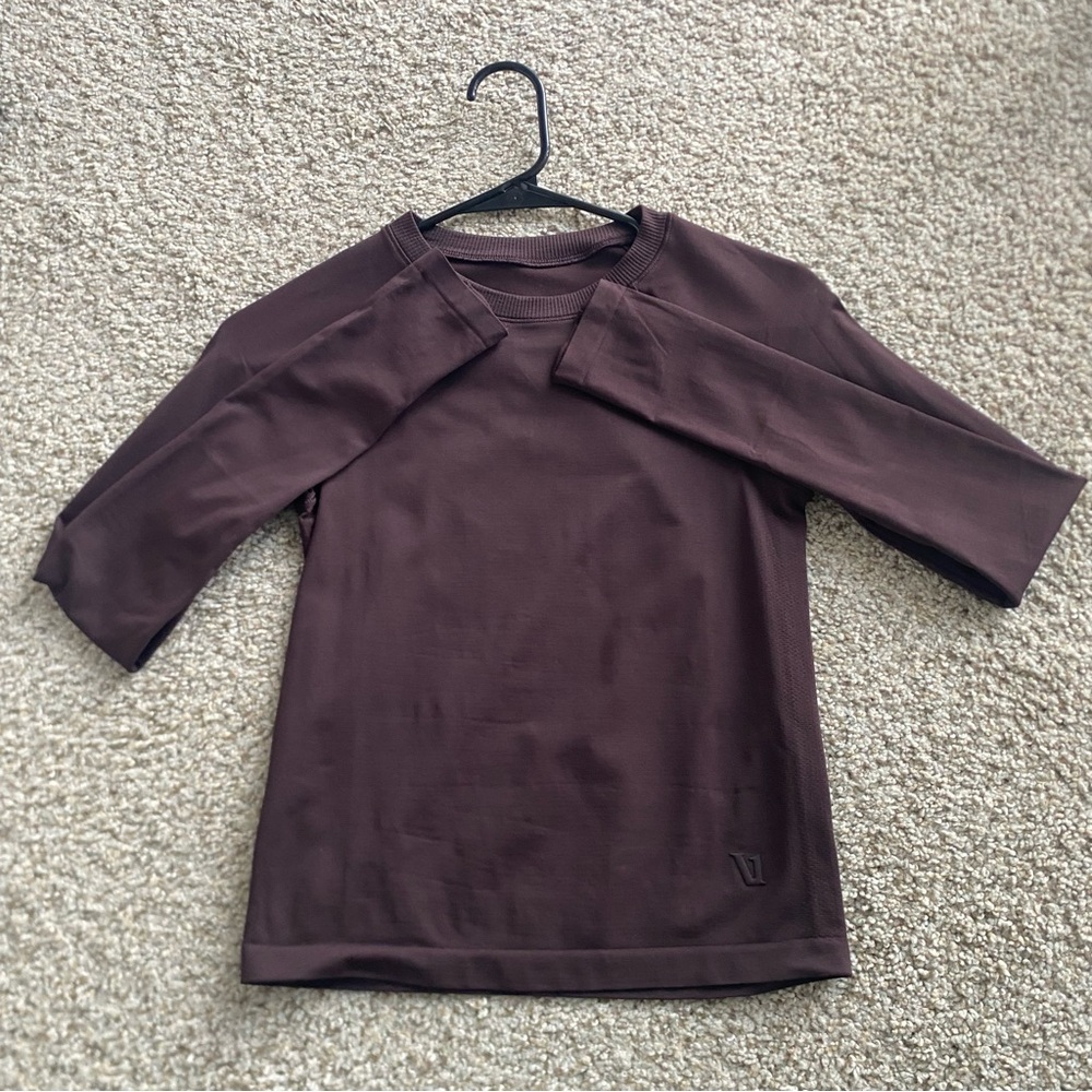 Vuori seamless surge top